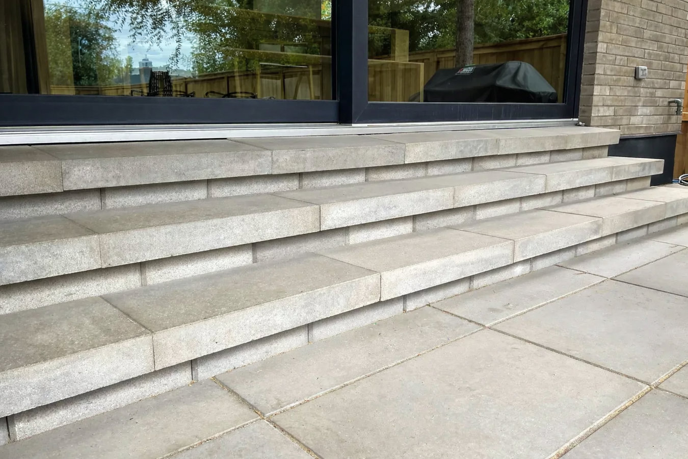 Concrete steps construction in Champaign, IL